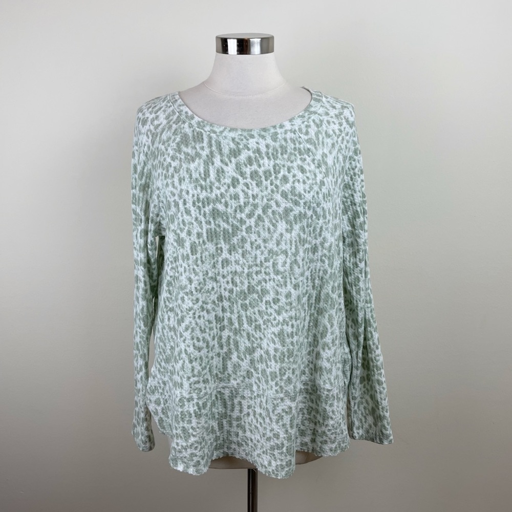 New Directions Studio Green White Long Sleeve Leopard Print Shirt Top Large